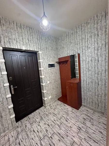 Фото Selling a 1-room apartment, 44 sq.m., Radystiv Lane  Kyiv, price: 76000 $, code 7560