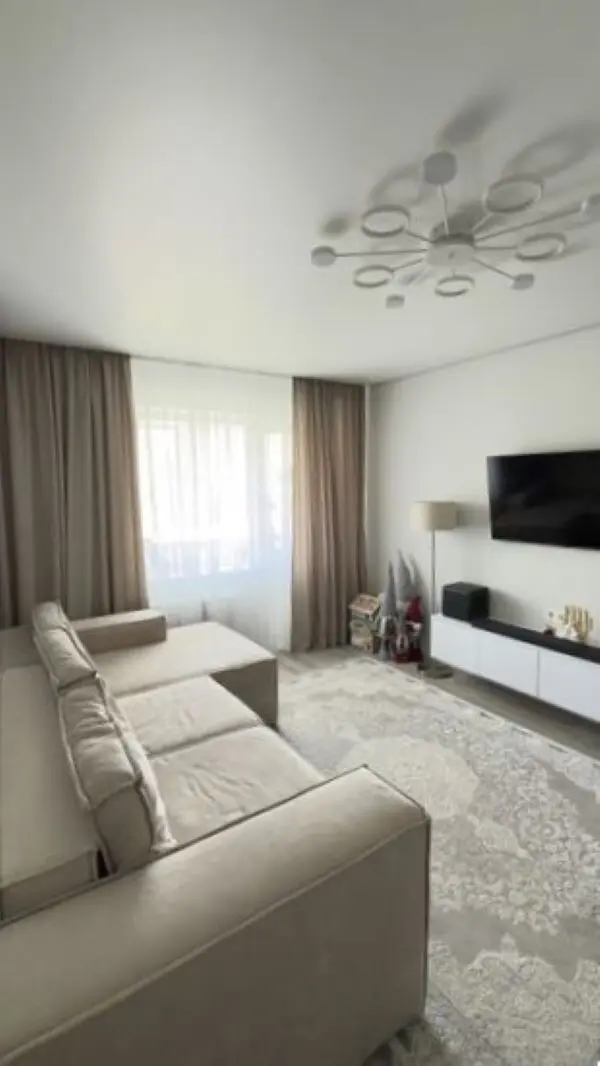 Фото Selling a 2-room apartment, 53 sq.m., Zdolbunivska Street 3 Kyiv, price: 106000 $, code 7561