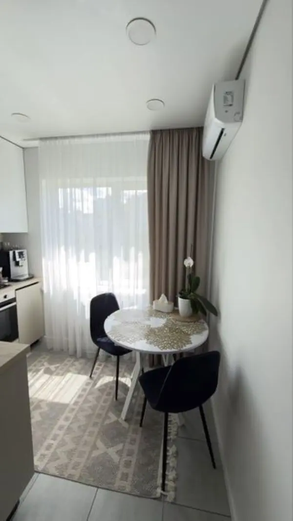 Фото Selling a 2-room apartment, 53 sq.m., Zdolbunivska Street 3 Kyiv, price: 106000 $, code 7561