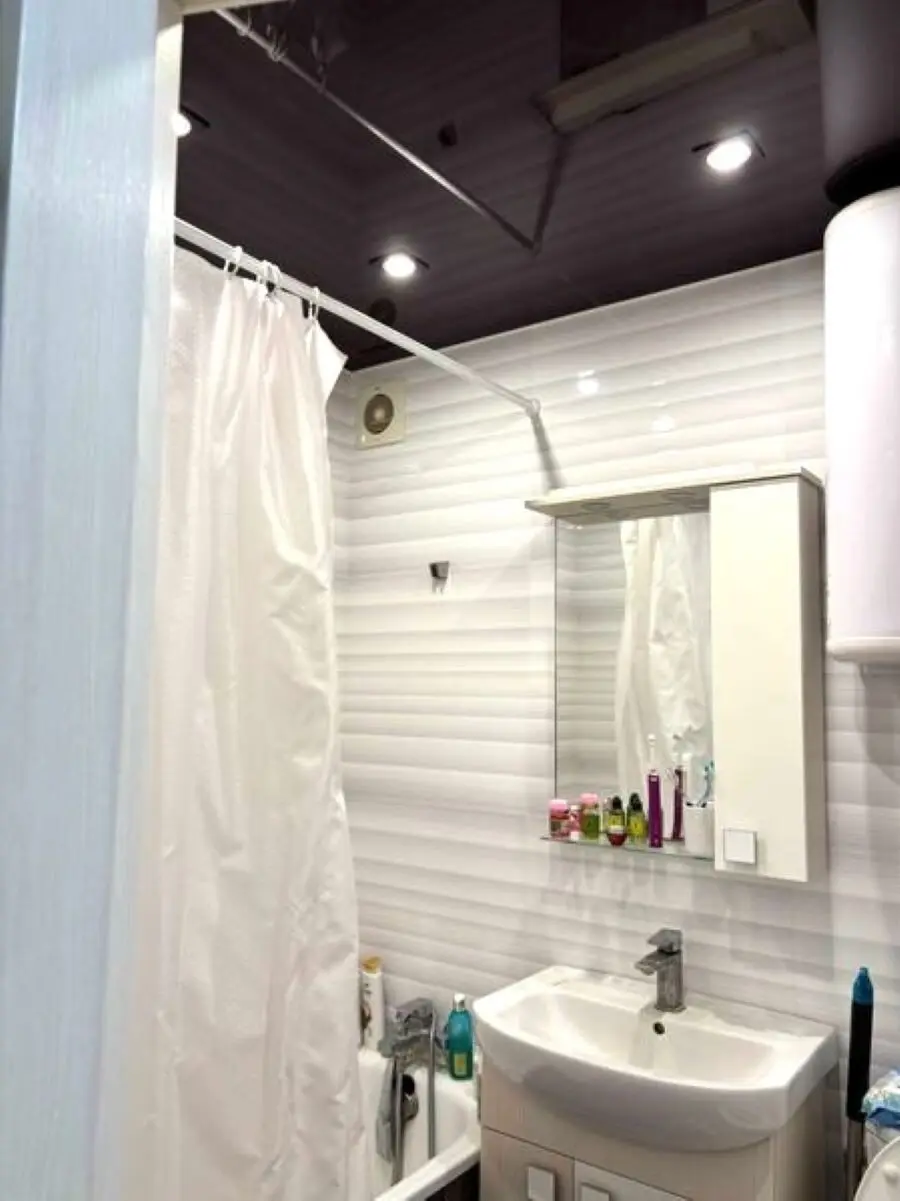 Фото Selling a 1-room apartment, 32 sq.m., Veresneva Street 12 Kyiv, price: 59000 $, code 7568
