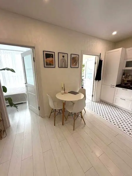 Фото Selling a 2-room apartment, 50 sq.m., Dragomanova Street 2 Kyiv, price: 87000 $, code 7570