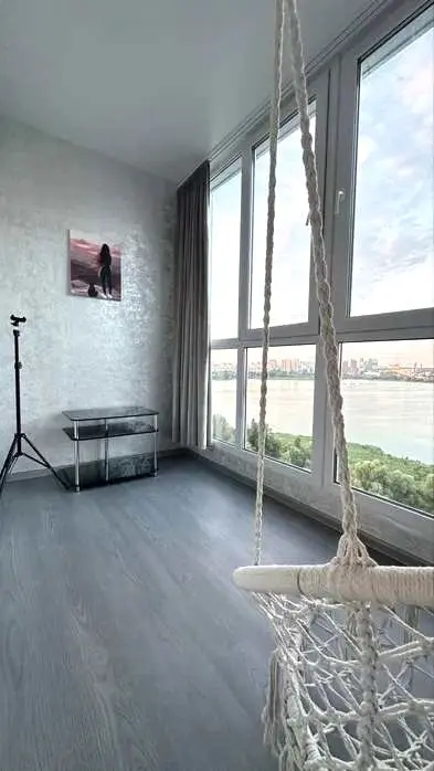 Фото Selling a 2-room apartment, 80 sq.m., Mykoly Bazhana Avenue  Kyiv, price: 120000 $, code 7571