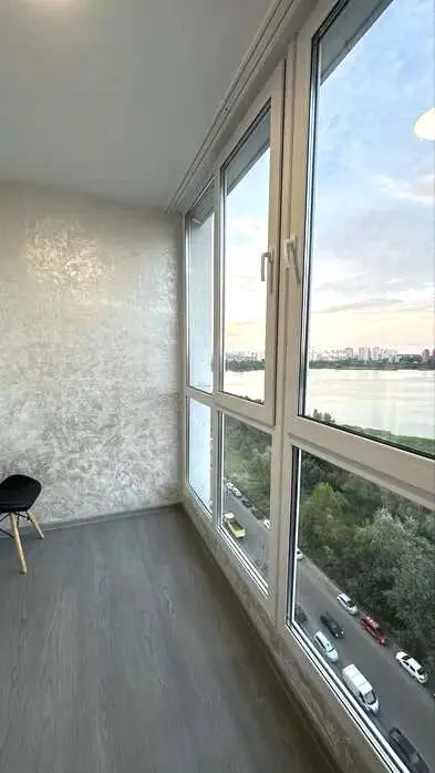 Фото Selling a 2-room apartment, 80 sq.m., Mykoly Bazhana Avenue  Kyiv, price: 120000 $, code 7571
