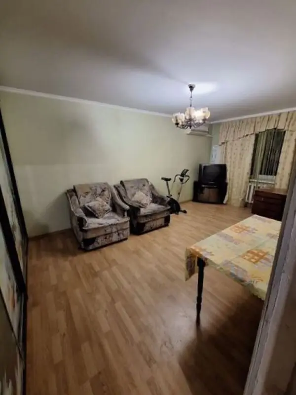 Фото Selling a 2-room apartment, 57 sq.m., Yevhena Kharchenka street 65 Kyiv, price: 67000 $, code 7572