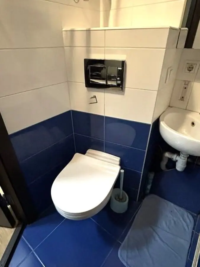 Фото Selling a 2-room apartment, 46 sq.m., Kaunaska Street 4/2 Kyiv, price: 62000 $, code 7577