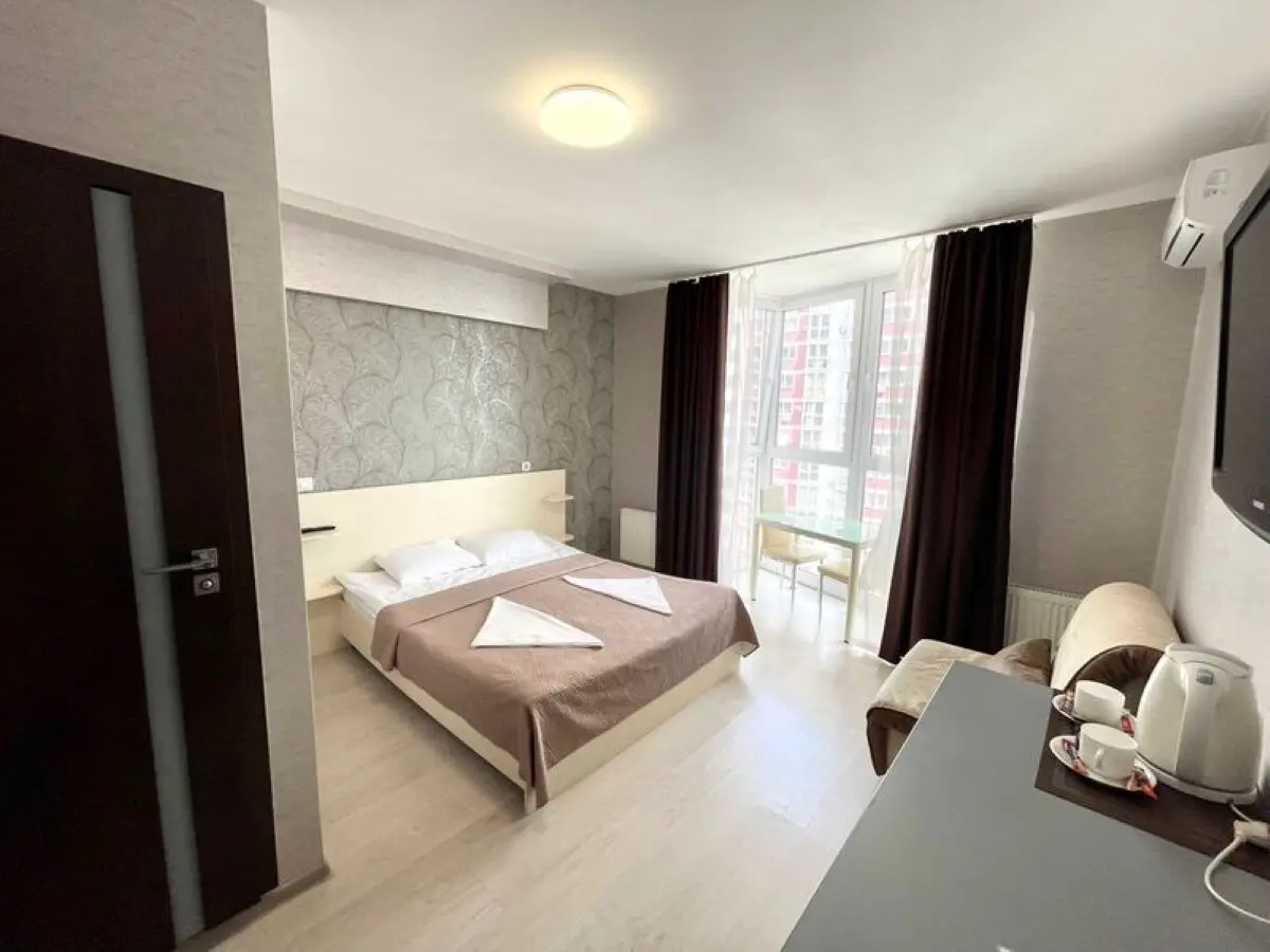Фото Selling a 2-room apartment, 67 sq.m., Dragomanova Street 2а Kyiv, price: 99900 $, code 7580