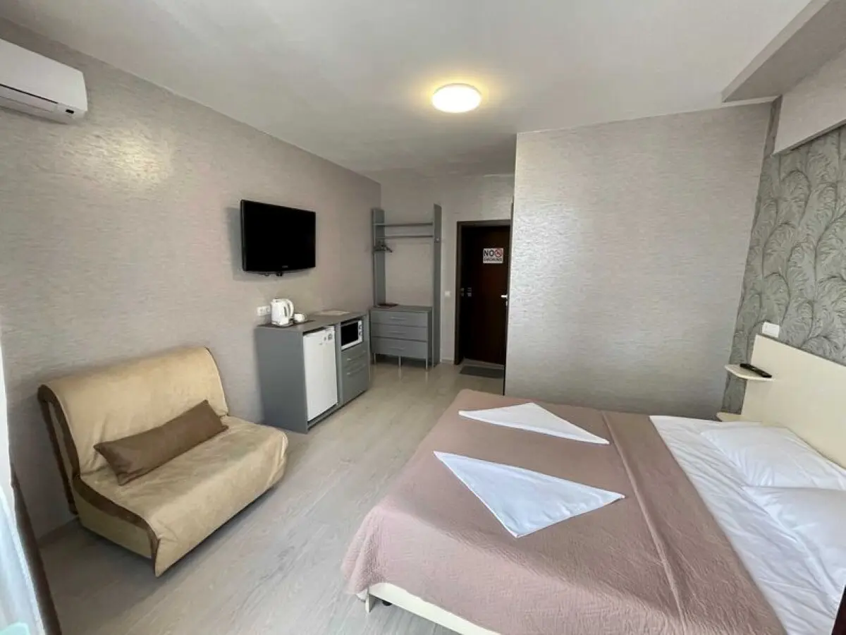 Фото Selling a 2-room apartment, 67 sq.m., Dragomanova Street 2а Kyiv, price: 99900 $, code 7580