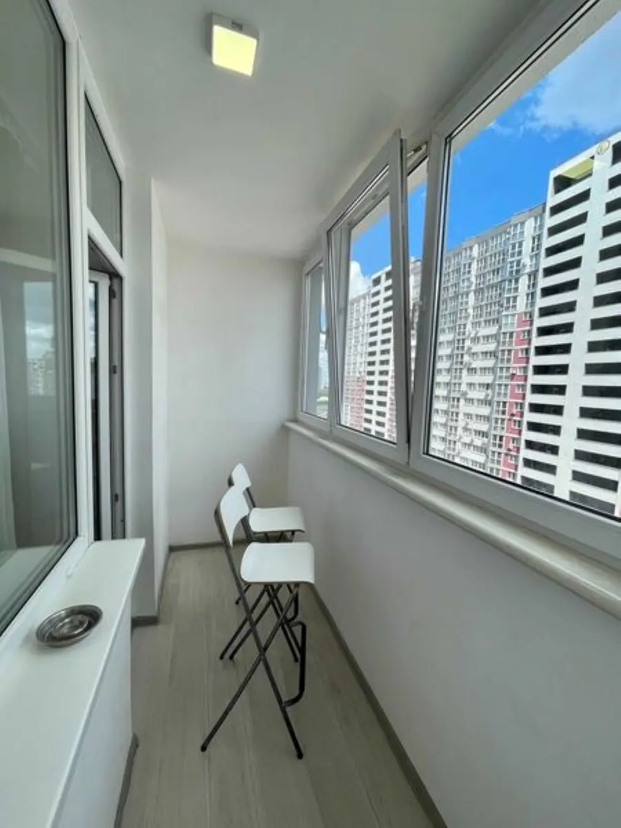 Фото Selling a 2-room apartment, 67 sq.m., Dragomanova Street 2а Kyiv, price: 99900 $, code 7580