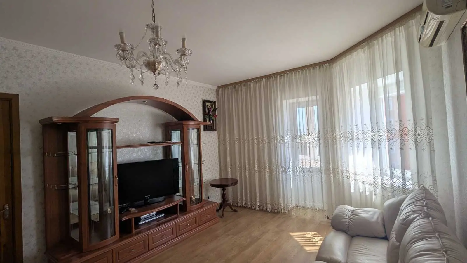 Фото Продаю 1-комнатную квартиру, 49 кв. м, Машиностроителей ул.  Чабани, цена: 85000 USD, код 7584