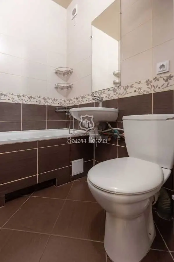 Фото Selling a 2-room apartment, 41.7 sq.m., Nauky Avenue 78 Kyiv, price: 70000 USD, code 7590