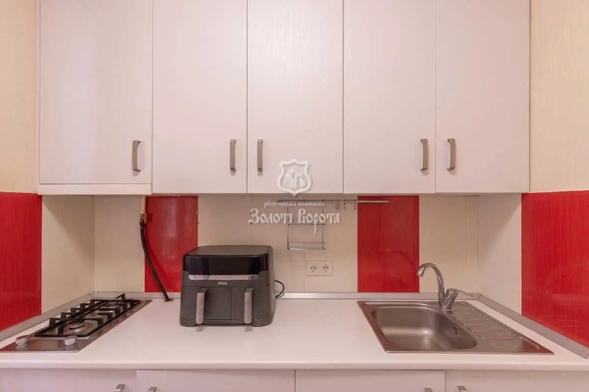 Фото Selling a 2-room apartment, 41.7 sq.m., Nauky Avenue 78 Kyiv, price: 70000 USD, code 7590