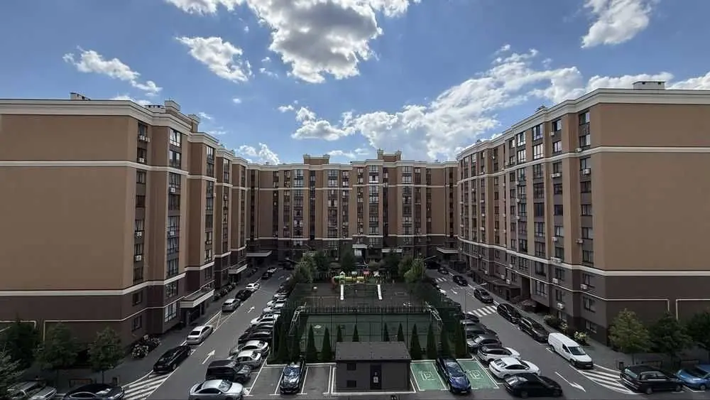 Фото Продаю 2 кімнатну квартиру, 45 кв. м, Свободи вул. (Героїв Небесної Сотні)  Софіївська Борщагівка, ціна: 4160394 UAH, код 7592