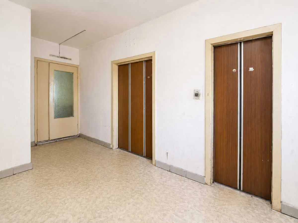 Фото Продаю 2 кімнатну квартиру, 50.7 кв. м, Володимира Висоцького бульв. 4 Київ, ціна: 54000 USD, код 7593
