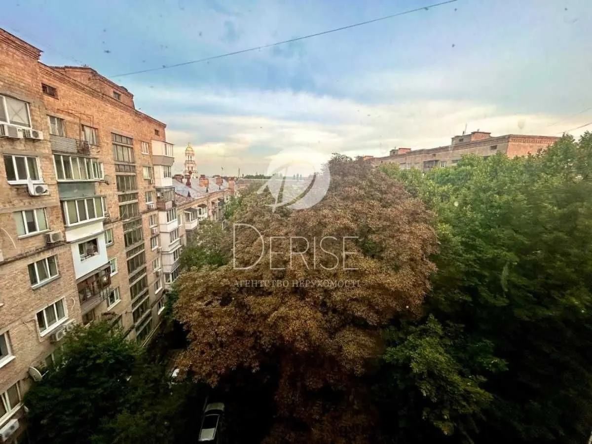 Фото Selling a 2-room apartment, 43.5 sq.m., Lavrska Street (Sichnevogo povstannya street) 4 Kyiv, price: 80000 USD, code 7597