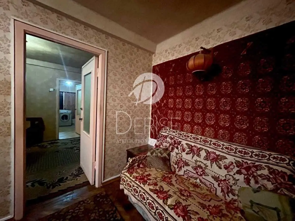 Фото Selling a 2-room apartment, 43.5 sq.m., Lavrska Street (Sichnevogo povstannya street) 4 Kyiv, price: 80000 USD, code 7597
