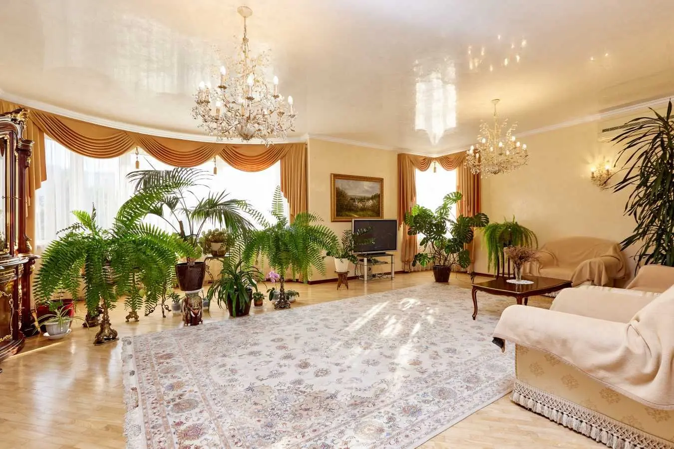 Фото Selling a 3-room apartment, 210 sq.m., Staronavodnytska Street 13 Kyiv, price: 500000 USD, code 7600