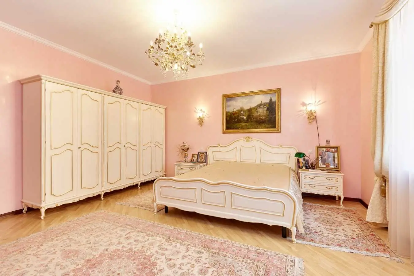 Фото Selling a 3-room apartment, 210 sq.m., Staronavodnytska Street 13 Kyiv, price: 500000 USD, code 7600