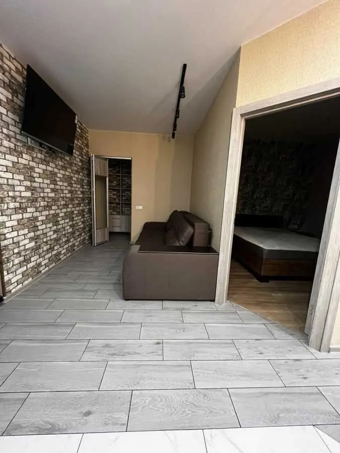 Фото Продаю 1 кімнатну квартиру, 62 кв. м, Петра Запорожця вул.  Київ, ціна: 87000 USD, код 7601