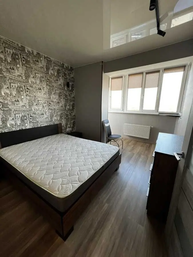 Фото Продаю 1 кімнатну квартиру, 62 кв. м, Петра Запорожця вул.  Київ, ціна: 87000 USD, код 7601