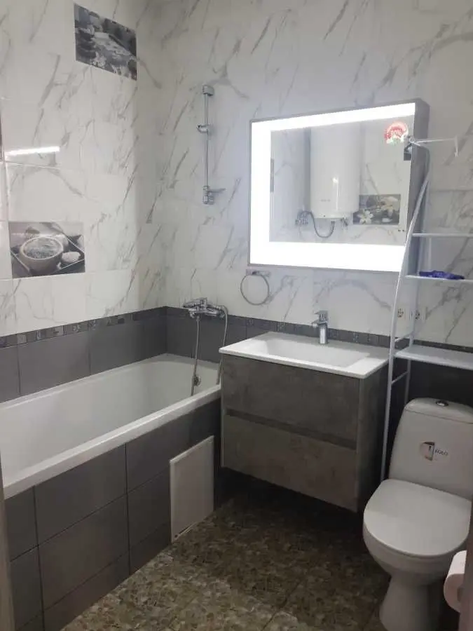 Фото Продаю 1 кімнатну квартиру, 62 кв. м, Петра Запорожця вул.  Київ, ціна: 87000 USD, код 7601