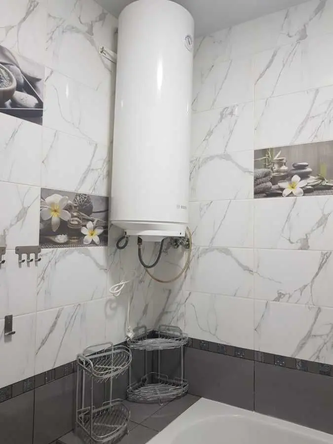 Фото Продаю 1 кімнатну квартиру, 62 кв. м, Петра Запорожця вул.  Київ, ціна: 87000 USD, код 7601