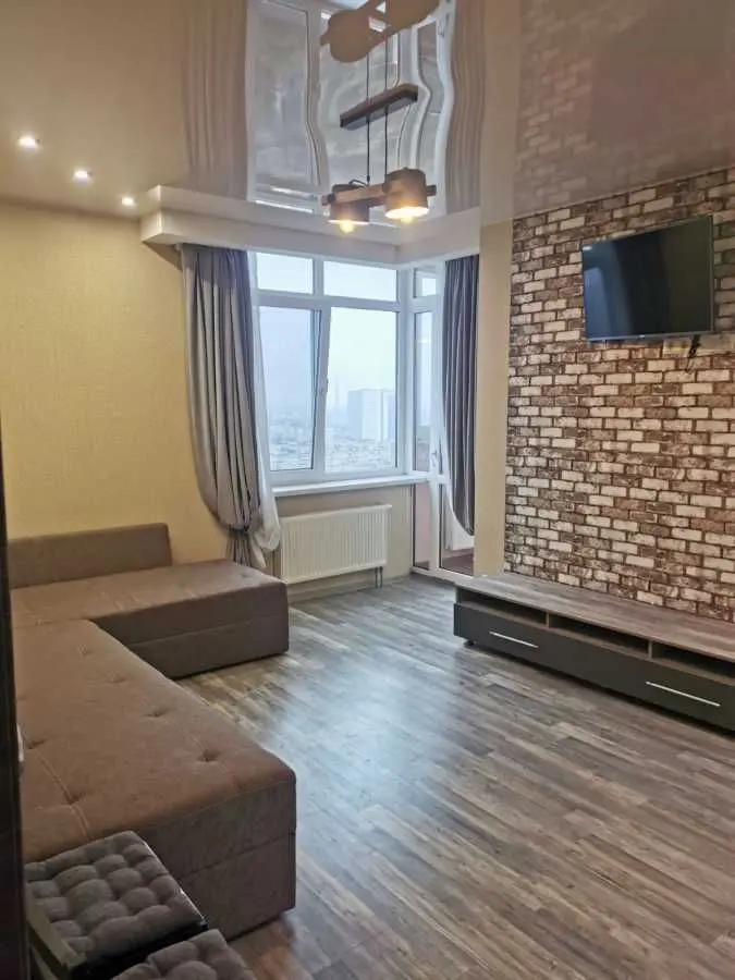 Фото Selling a 1-room apartment, 46 sq.m., Petra Zaporozhtsia Street  Kyiv, price: 70000 USD, code 7608