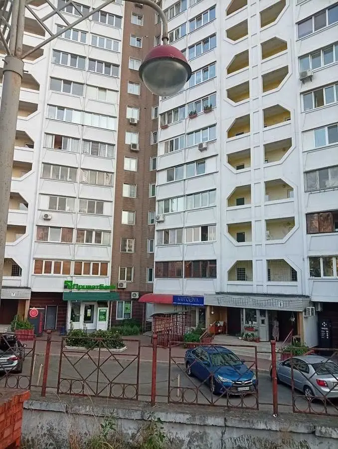 Фото Продаю 2-комнатную квартиру, 59 кв. м, Харьковское шоссе 56 Киев, цена: 78000 USD, код 7609