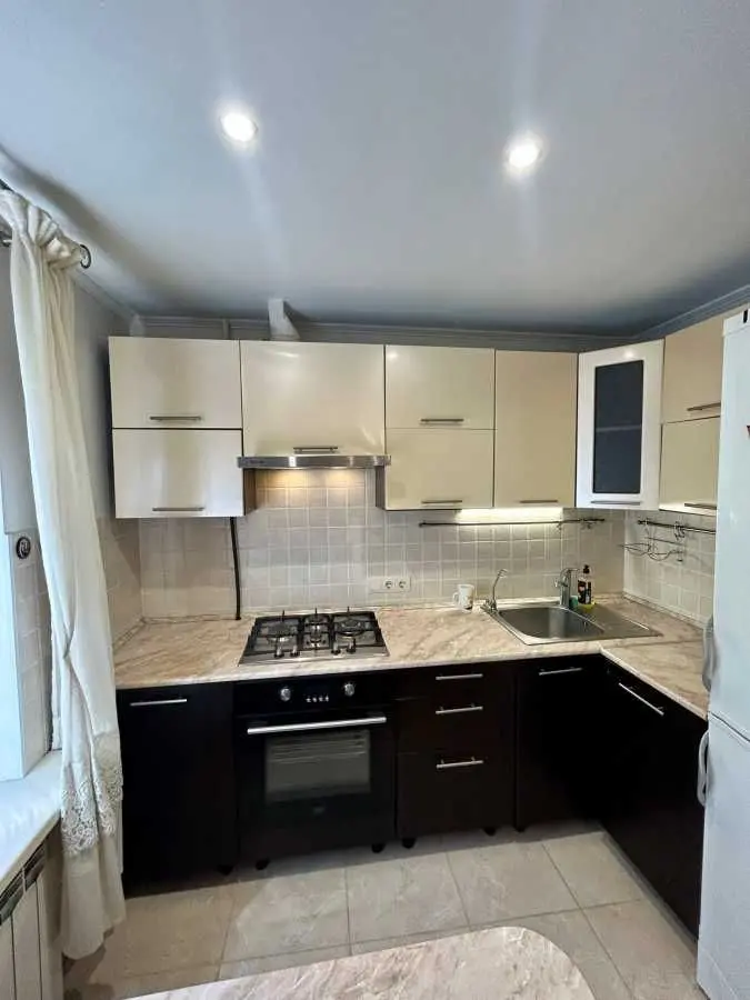 Фото Продаю 1 кімнатну квартиру, 35 кв. м, Новомостицька вул. 6 Київ, ціна: 59900 USD, код 7610