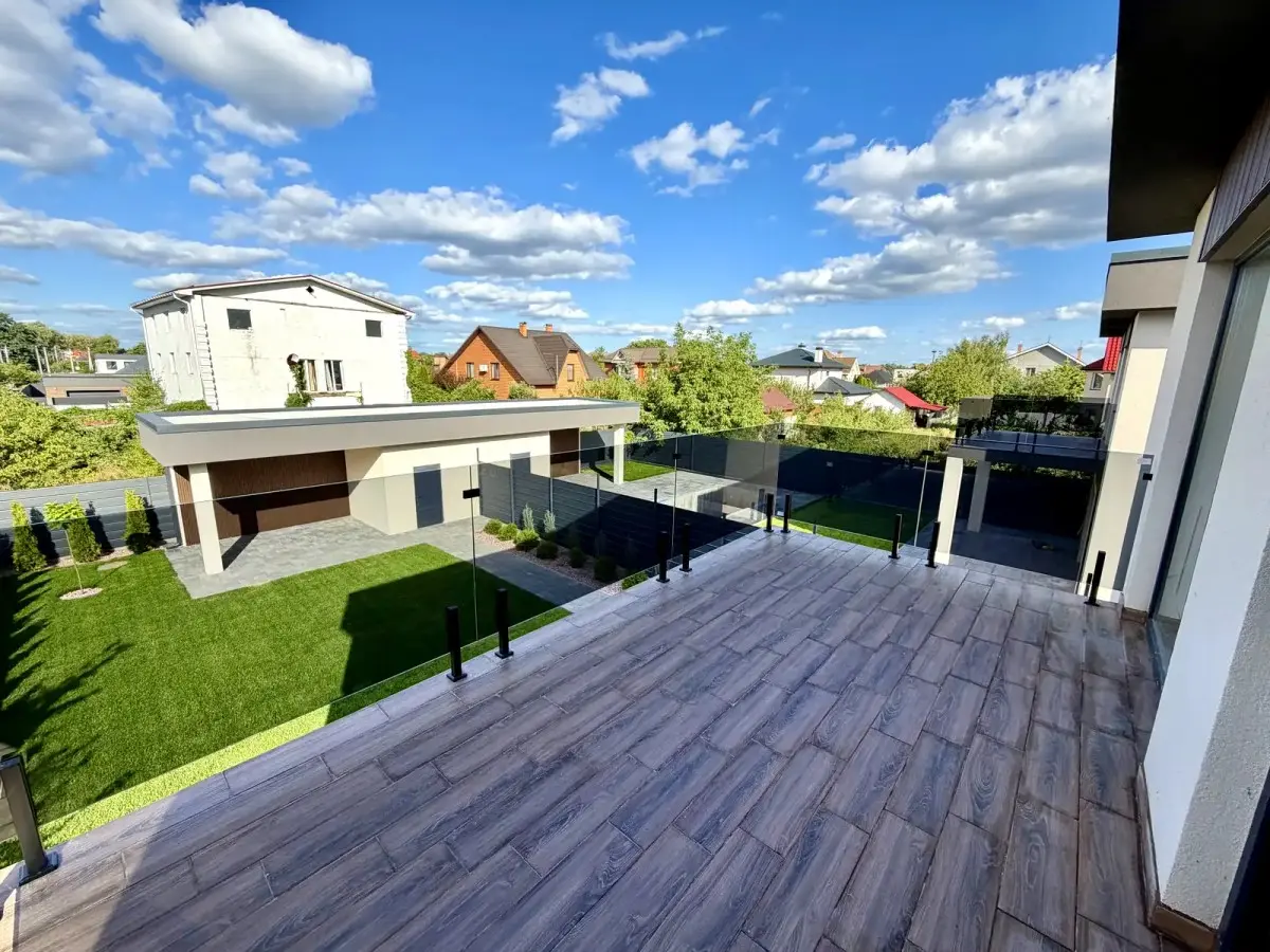 Фото Продаю будинок, 150 кв. м, Центральна вул.  Київ, ціна: 270000 $, код 7620