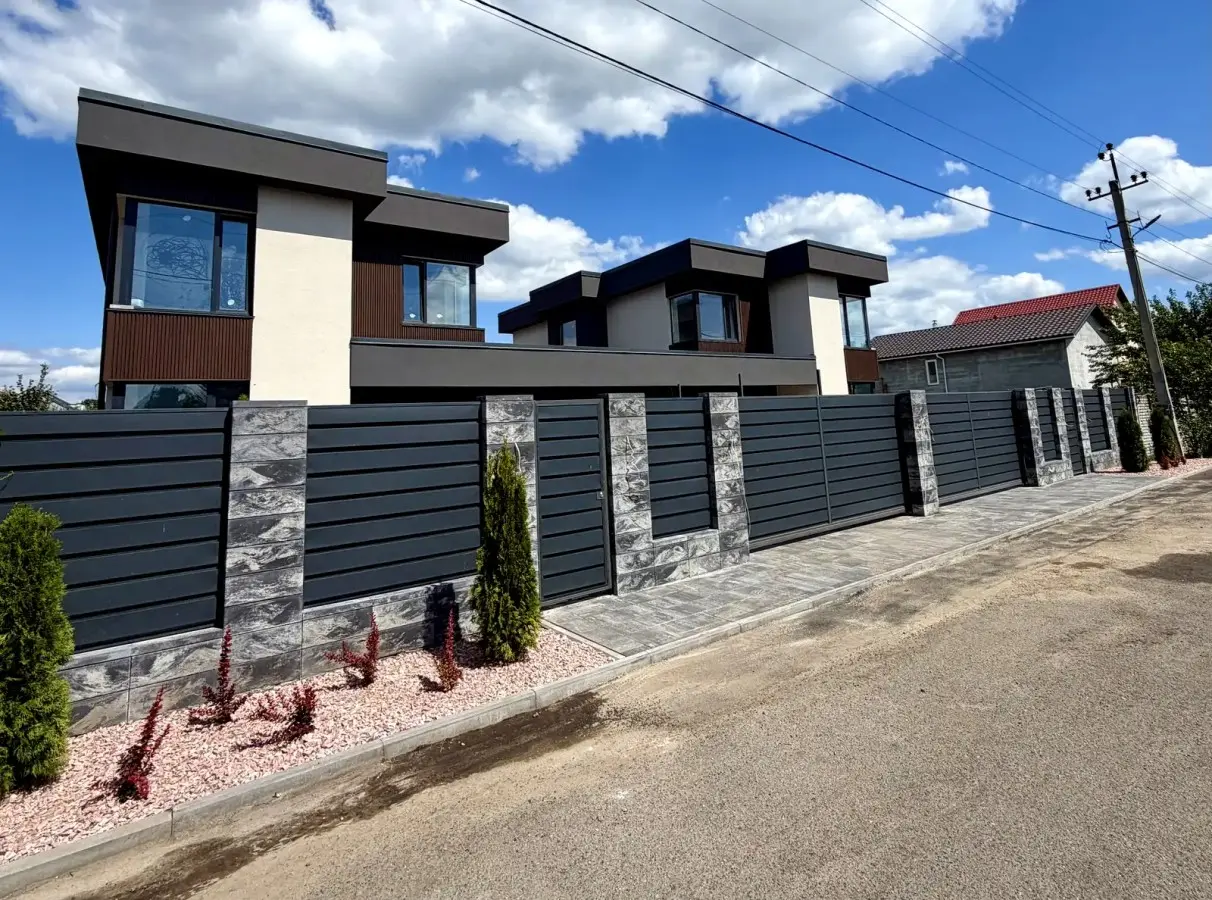 Фото Продаю будинок, 150 кв. м, Центральна вул.  Київ, ціна: 270000 $, код 7620
