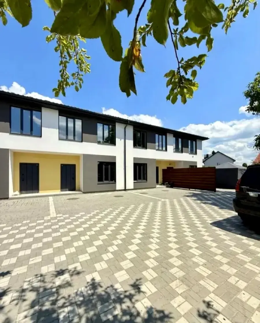 Фото Продаю дом, 125 кв. м, Центральная ул.  Киев, цена: 155000 $, код 7621