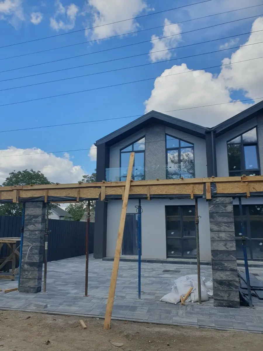 Фото Продаю дом, 120 кв. м, 61-я Садовая ул.  Киев, цена: 130000 $, код 4373