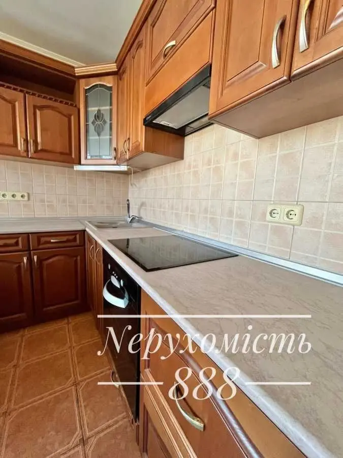 Фото Продаю 3-комнатную квартиру, 69 кв. м, Пантелеймона Куліша ул. (Челябинская) 11 Киев, цена: 86000 USD, код 7624