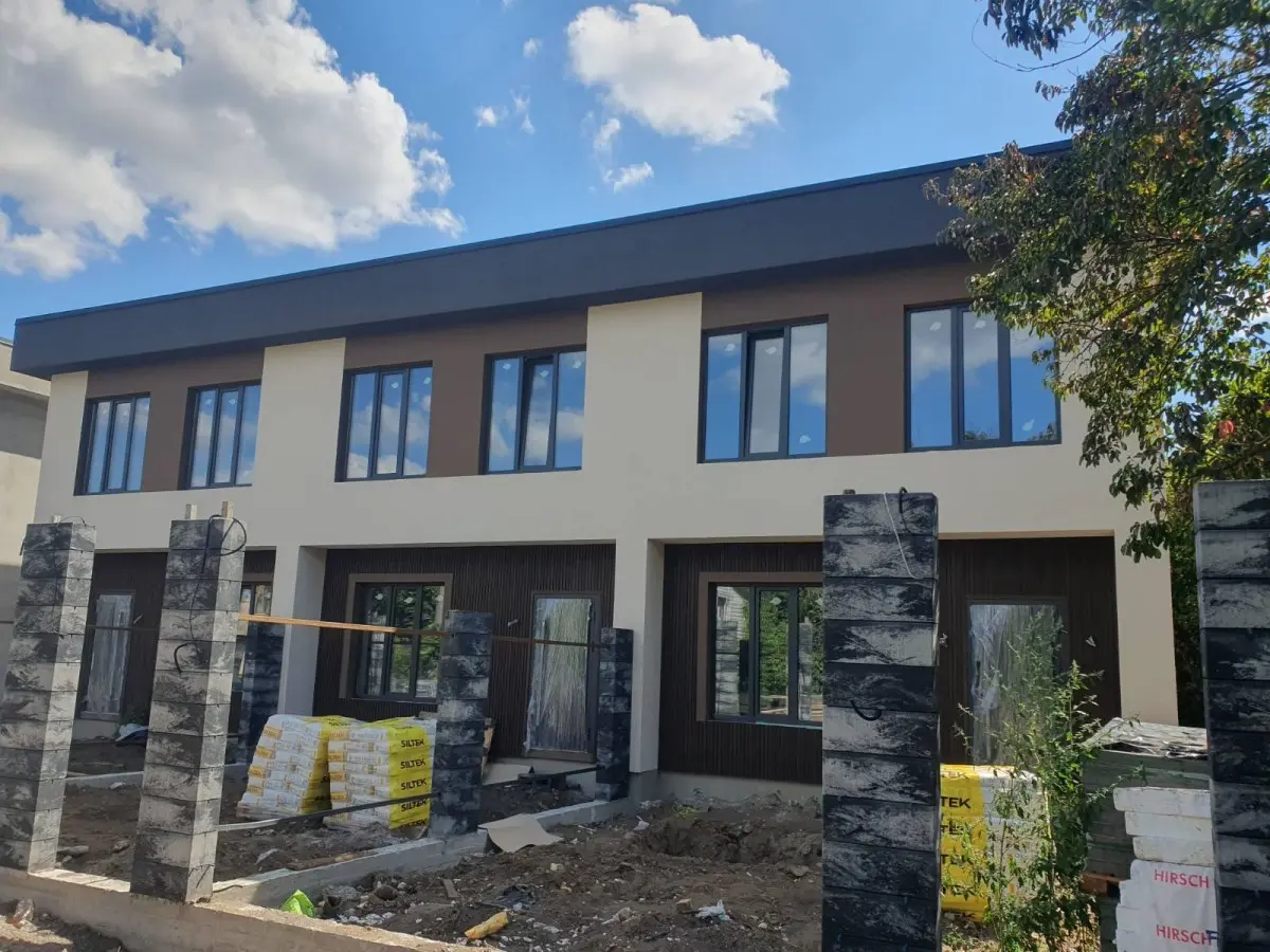 Фото Продаю дом, 120 кв. м, 62-я Садовая ул.  Киев, цена: 100000 $, код 4378
