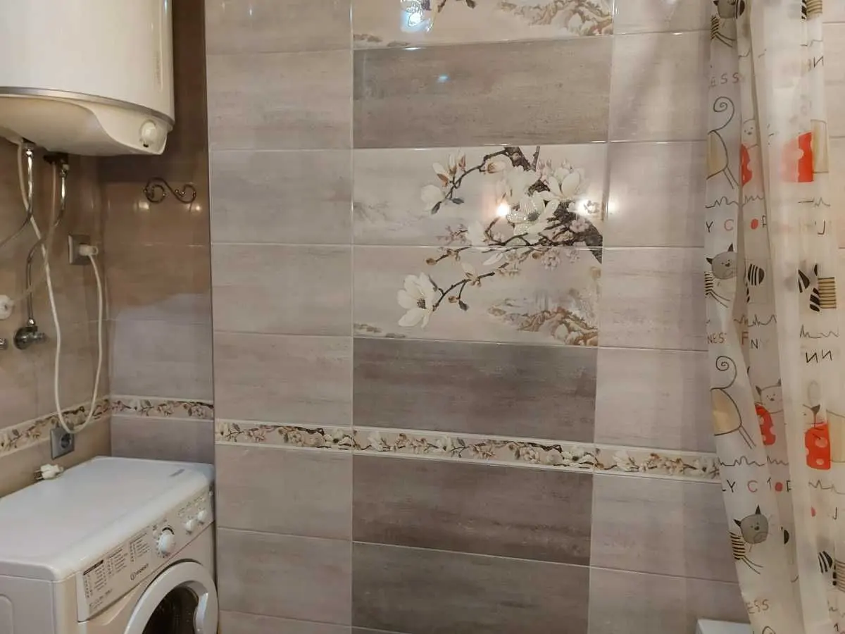Фото Продаю 1 кімнатну квартиру, 50 кв. м, Драгоманова вул.  Київ, ціна: 78000 USD, код 7625