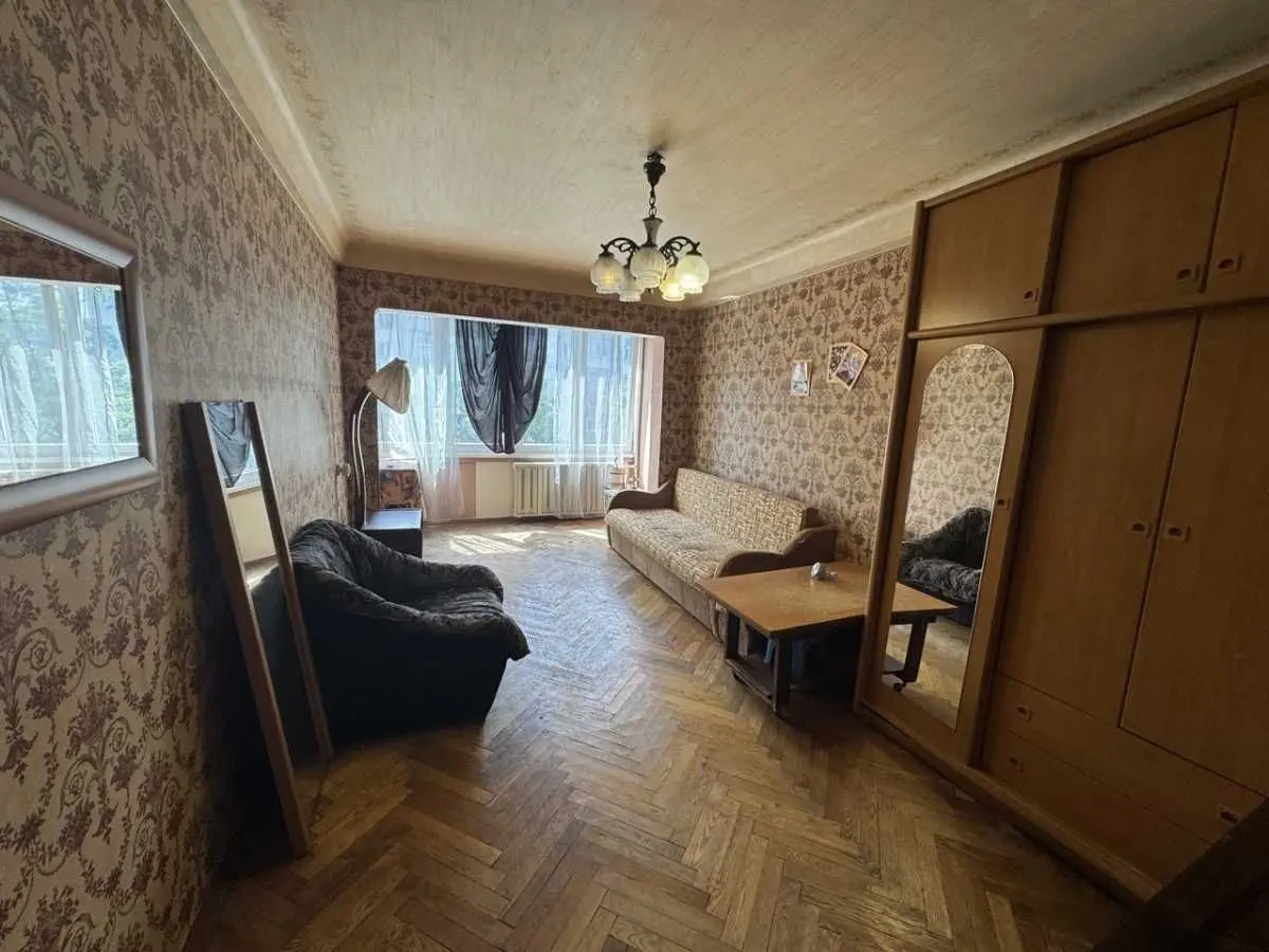 Фото Продаю 3 кімнатну квартиру, 66 кв. м, Верховинна вул. 80 Київ, ціна: 62000 USD, код 7626