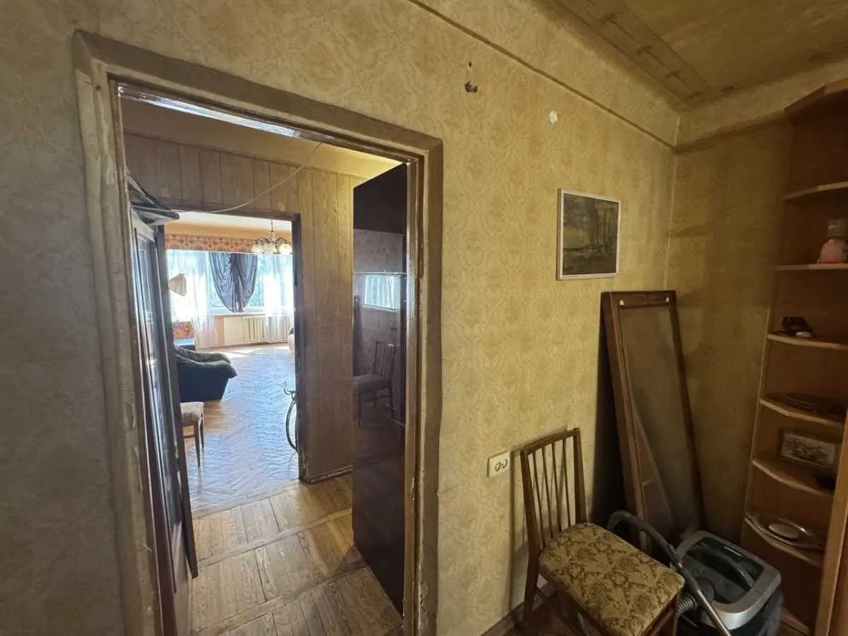 Фото Продаю 3 кімнатну квартиру, 66 кв. м, Верховинна вул. 80 Київ, ціна: 62000 USD, код 7626