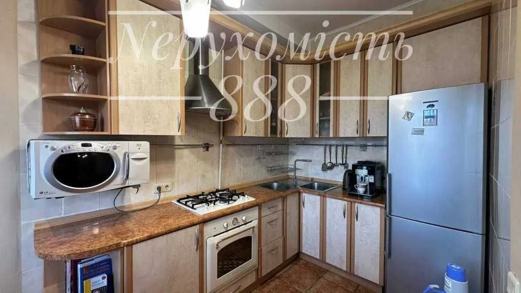 Фото Продаю 2 кімнатну квартиру, 50 кв. м, Івана Франка вул.  Київ, ціна: 218000 USD, код 7627