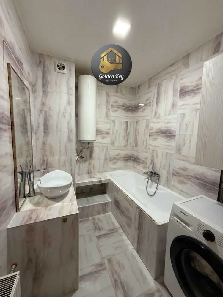 Фото Продаю 3 кімнатну квартиру, 105.4 кв. м, Симоненка вул.  Вишгород, ціна: 135000 USD, код 7629