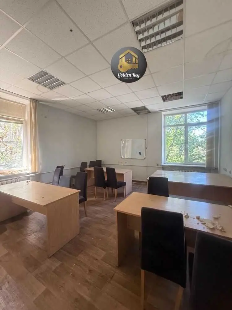 Фото Rent an office, Yevhena Konovaltsia Street (Schorsa Street) 31 Kyiv for long-term rent, price: 18000 UAH, code 7630