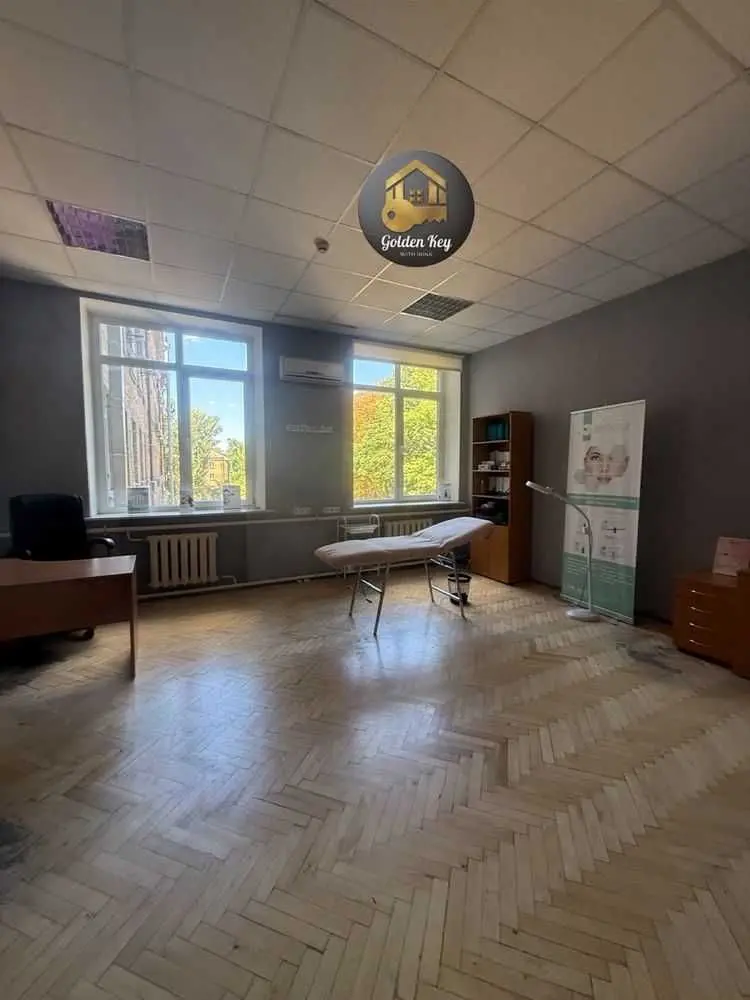 Фото Rent an office, Yevhena Konovaltsia Street (Schorsa Street) 31 Kyiv for long-term rent, price: 12500 UAH, code 7631