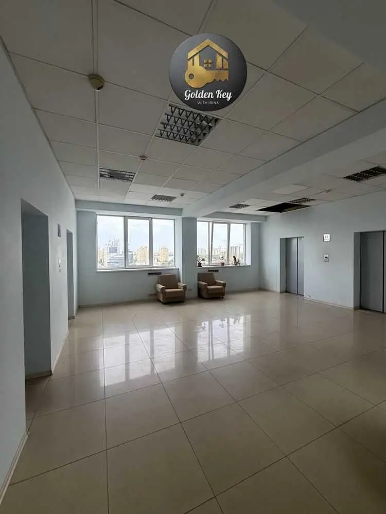 Фото Продаю офіс, 56.4 кв. м, Євгена Сверстюка вул.  Київ, ціна: 34000 USD, код 7632