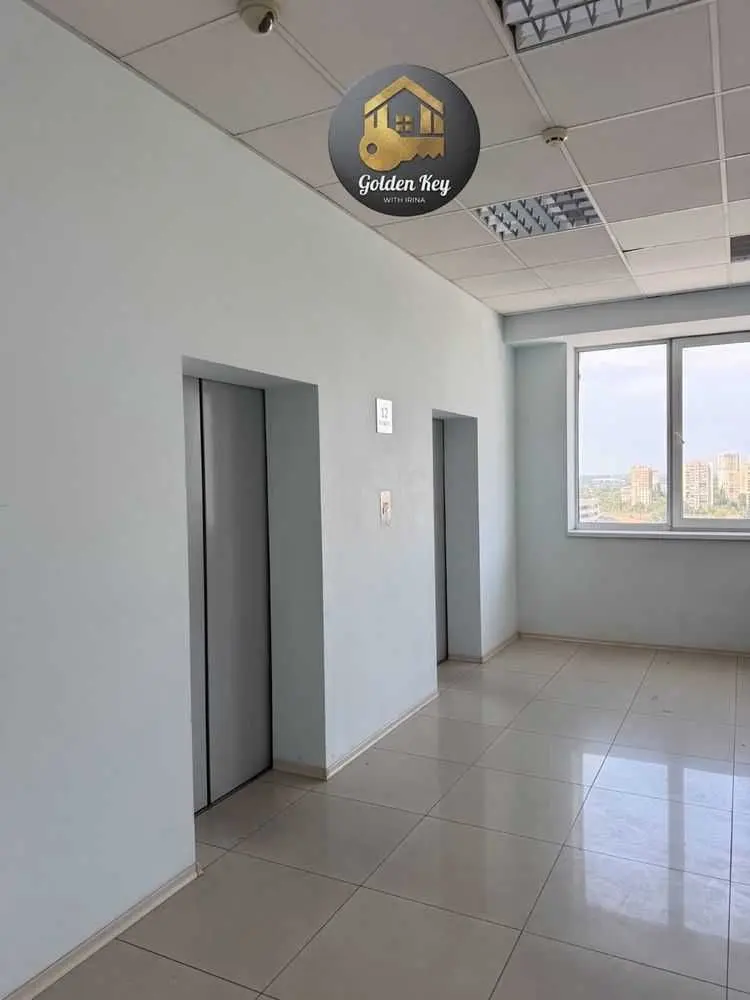 Фото Продаю офіс, 40.7 кв. м, Євгена Сверстюка вул.  Київ, ціна: 25000 USD, код 7633