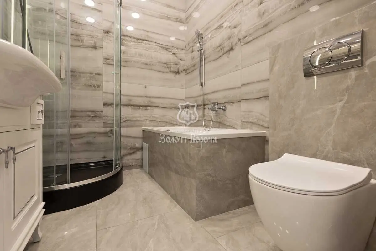 Фото Продаю 2 кімнатну квартиру, 57.6 кв. м, Річна вул. 4 Київ, ціна: 150000 USD, код 7642