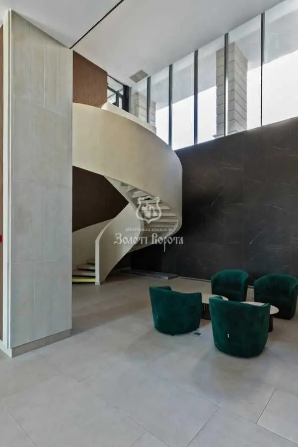 Фото Продаю 2 кімнатну квартиру, 57.6 кв. м, Річна вул. 4 Київ, ціна: 150000 USD, код 7642