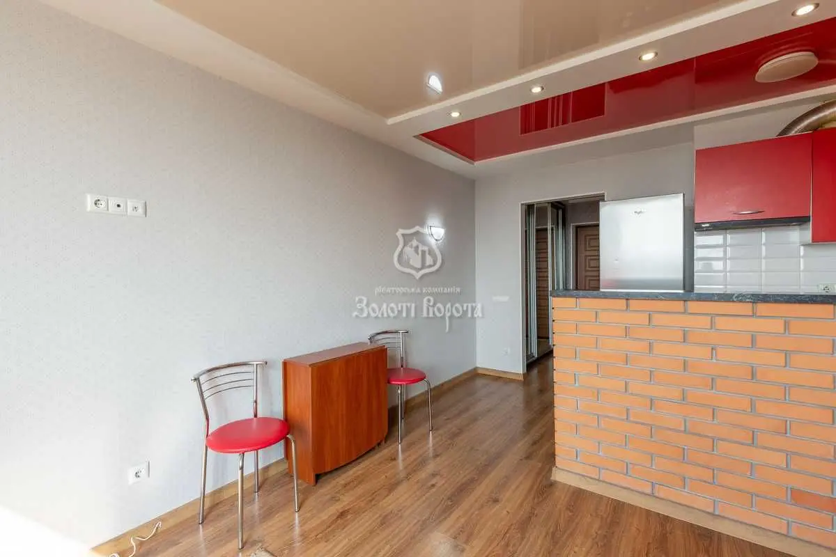 Фото Продаю 1 кімнатну квартиру, 29 кв. м, Пономарьова вул.  Коцюбинське, ціна: 45000 USD, код 7644