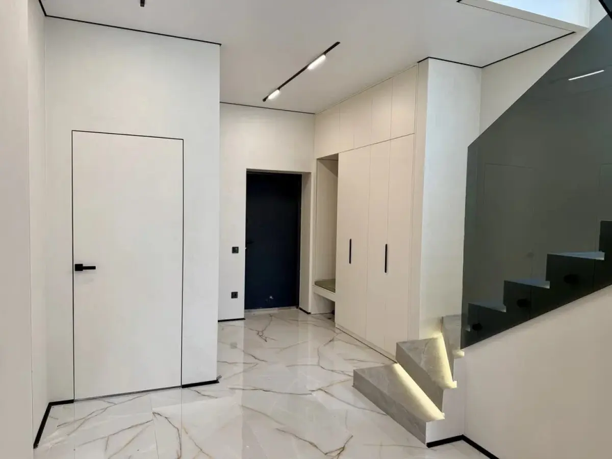 Фото Продаю будинок, 120 кв. м, Центральна вул.  Київ, ціна: 155000 $, код 7645