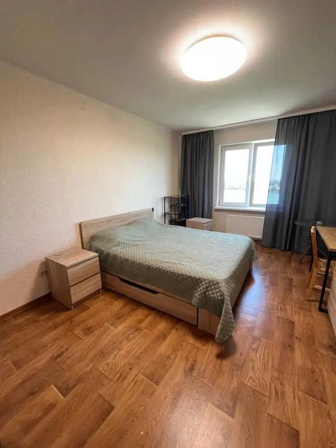 Фото Продаю 1 кімнатну квартиру, 49 кв. м, Ревуцького вул. 54 Київ, ціна: 73000 USD, код 7646