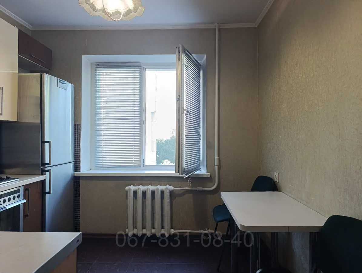 Фото Продаю 3-комнатную квартиру, 67 кв. м, Червоної Калини ул. (Ашхабадская)  Днепр, цена: 57000 USD, код 7649
