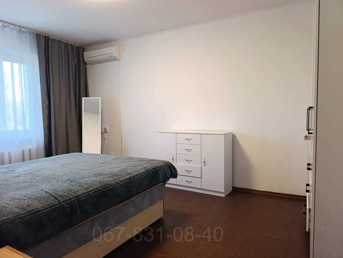 Фото Продаю 3-комнатную квартиру, 67 кв. м, Червоної Калини ул. (Ашхабадская)  Днепр, цена: 57000 USD, код 7649